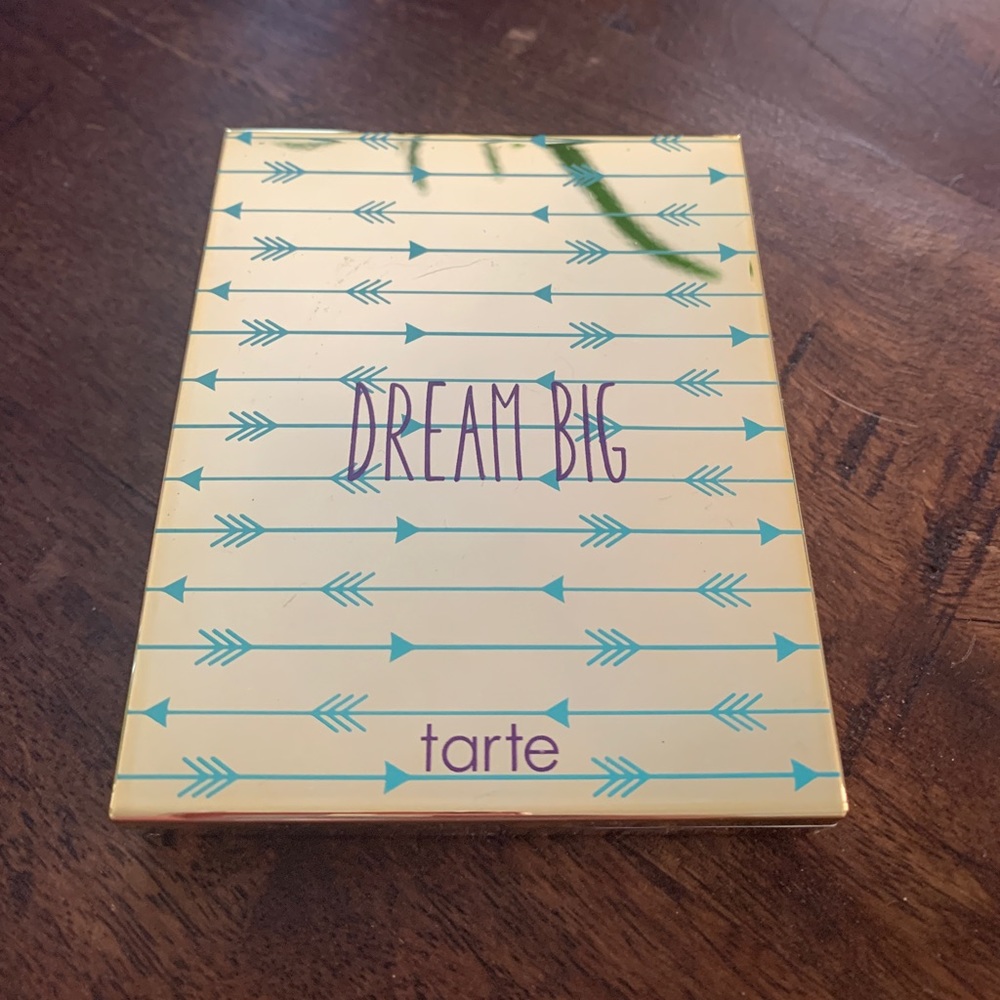 New in original packaging, Dream Big Tarte Eyeshadow.